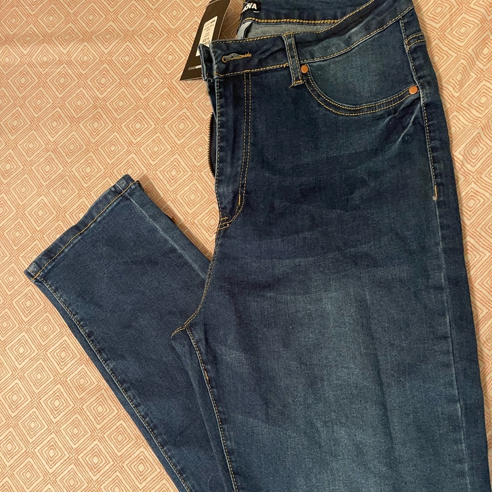 Fashion nova high waisted jeans